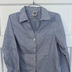 Anne Klein Classic Blue / White Striped Long-Sleeve Button-Down Shirt - M